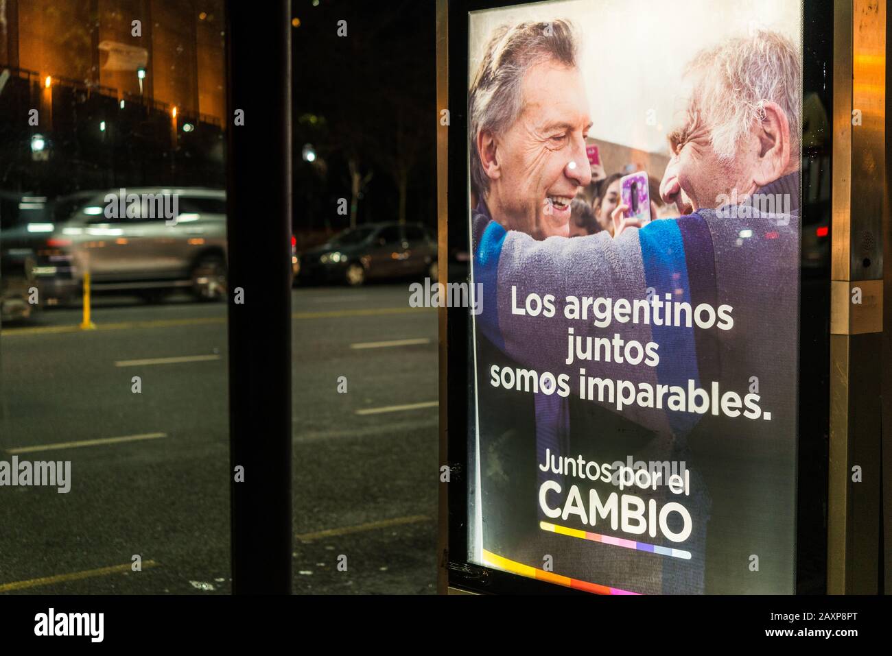 Buenos Aires, Argentina - 9 luglio 2019: Pubblicità politica prima delle elezioni Foto Stock