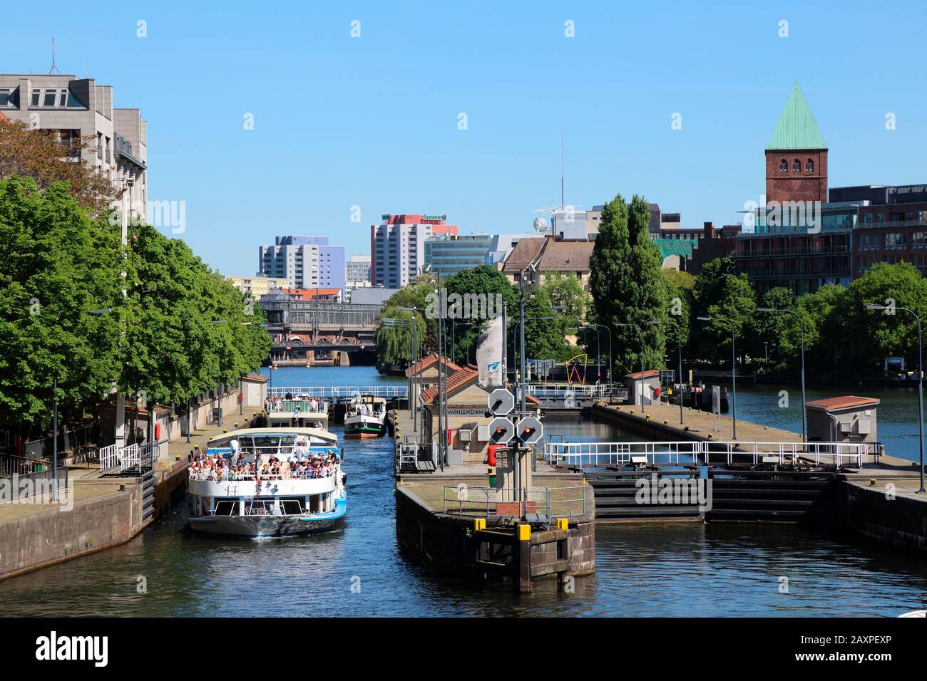 Berlino, Mühlendamm LOCK Foto Stock