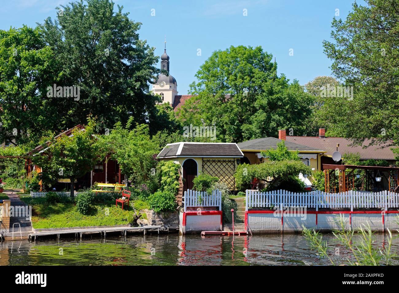 Brandeburgo sull'Havel, molo sulla riva del fiume Havel Foto Stock