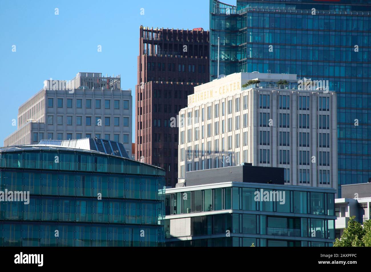 Berlino - Mitte, moderno edificio commerciale a Potsdamer Platz (Potsdam Square) Foto Stock