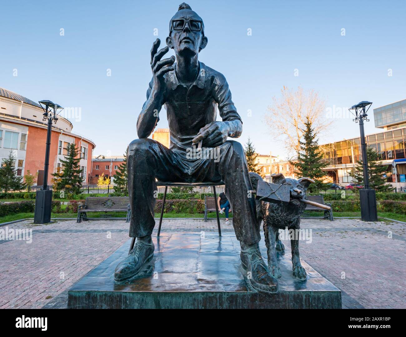 Statua del regista russo Leonid Gaidai, Irktusk, Siberia, Federazione russa Foto Stock
