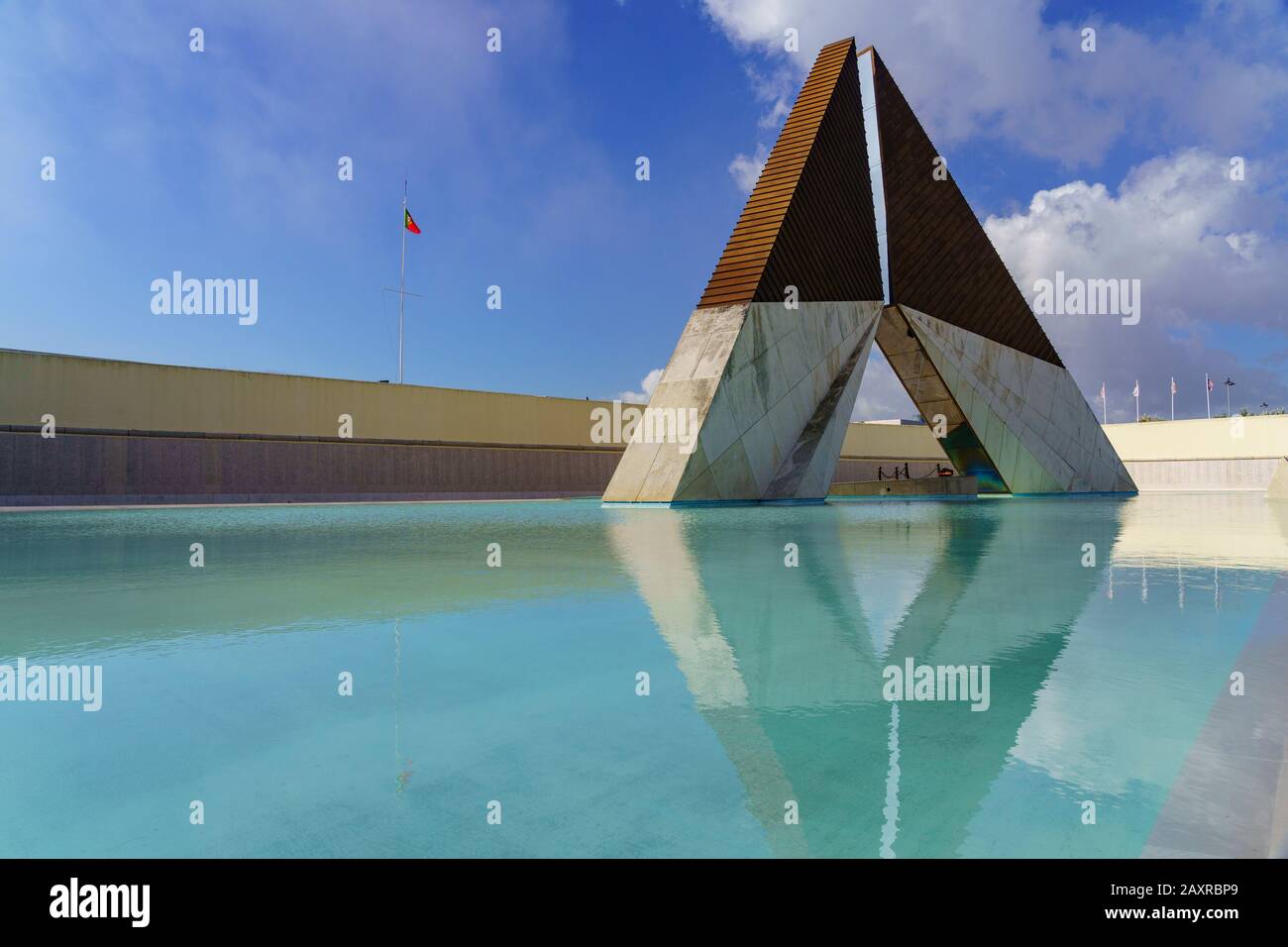 Monumento aos Combatentes do Ultramar, Memorial ai Veterani d'oltremare al Forte do Bom Sucesso a Belem, Lisbona, Portogallo Foto Stock