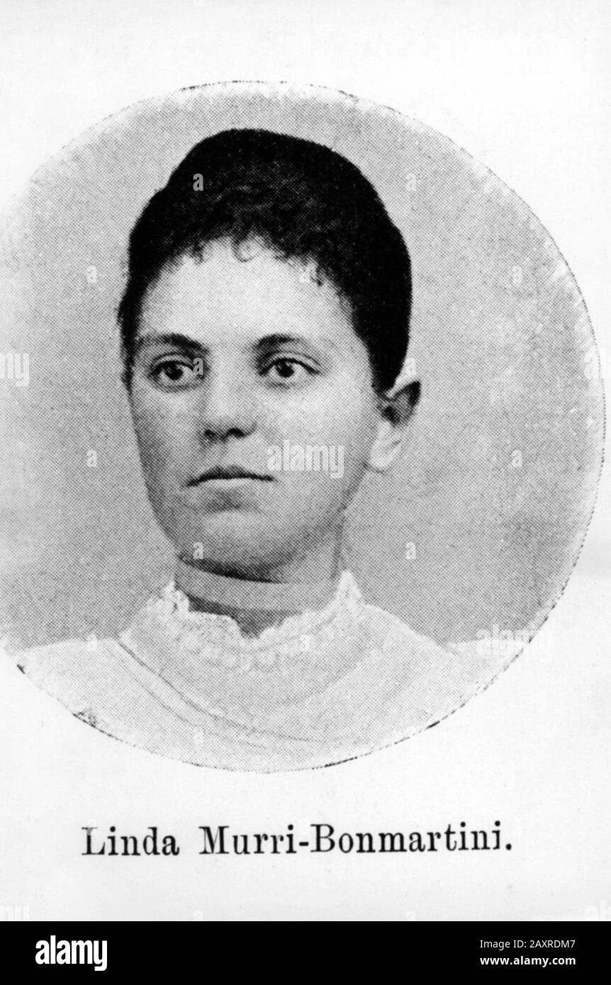 1902 CA , Bologna , ITALIA : Il 2 settembre 1902 fu scoperto a Bologna il cadavere del conte Francesco Bonmartini , marito DI LINDA MURRI ( 1871 - 1957 ), figlia del celebre medico italiano , professore universitario e politico Dottore Augusto Murri ( 1841 - 1932 ). Augusto stesso denunciava IL figlio ventotto anni TULLIO MURRI per l'uccisione . Il processo, iniziato il 21 febbraio 1905, si concluse il 12 agosto dello stesso anno con la condanna trentennale di Tullio, per omicidio e furto premeditati . Tullio evitò l'ergastolo perché il giudice gli concesse di estenuating l'azione Foto Stock