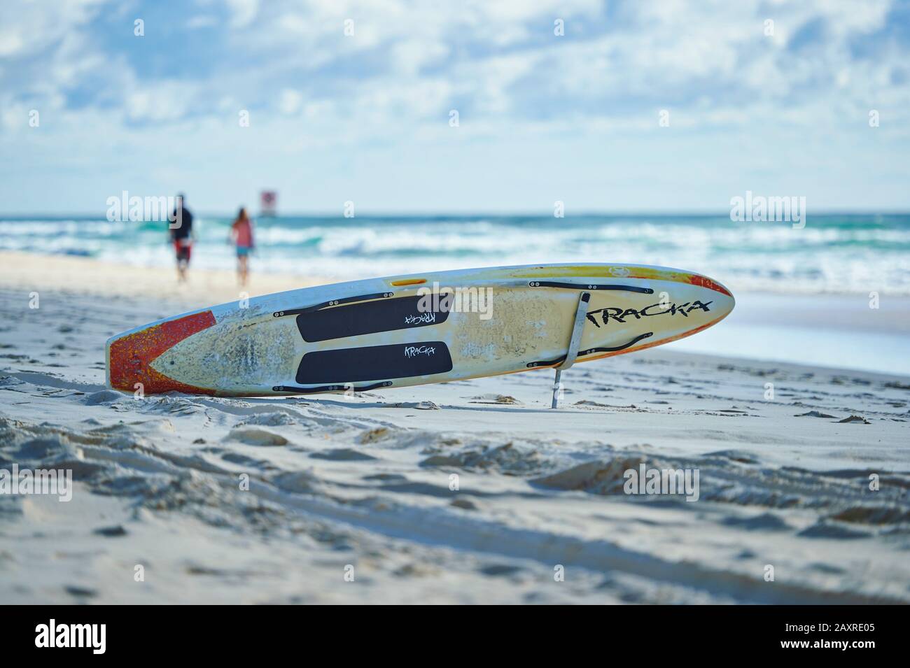 Surfboard At The Beach, Surfers Paradise, Gold Coast, Queensland, Australia, Oceania Foto Stock