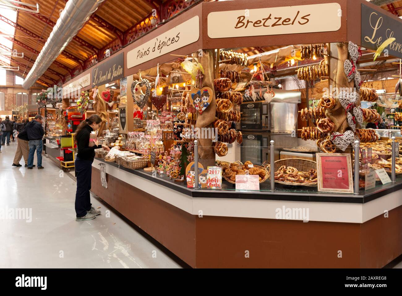 Francia, Alsazia, Colmar, il Marché de Couvert in 13 Rue des Écoles. Foto Stock