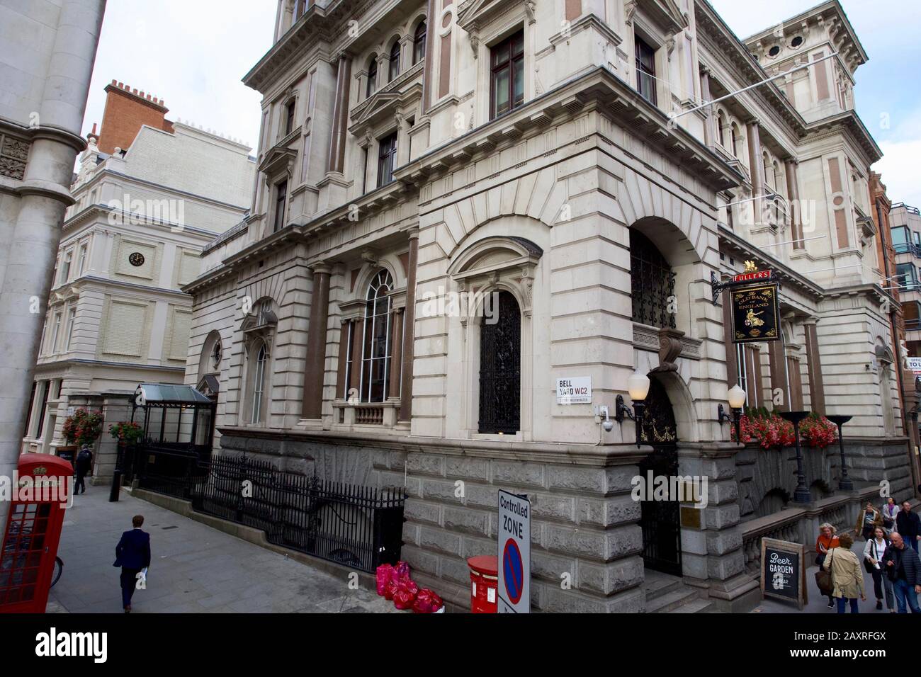 Il pub Old Bank of England, Fleet Street, City of London, London, England. Foto Stock
