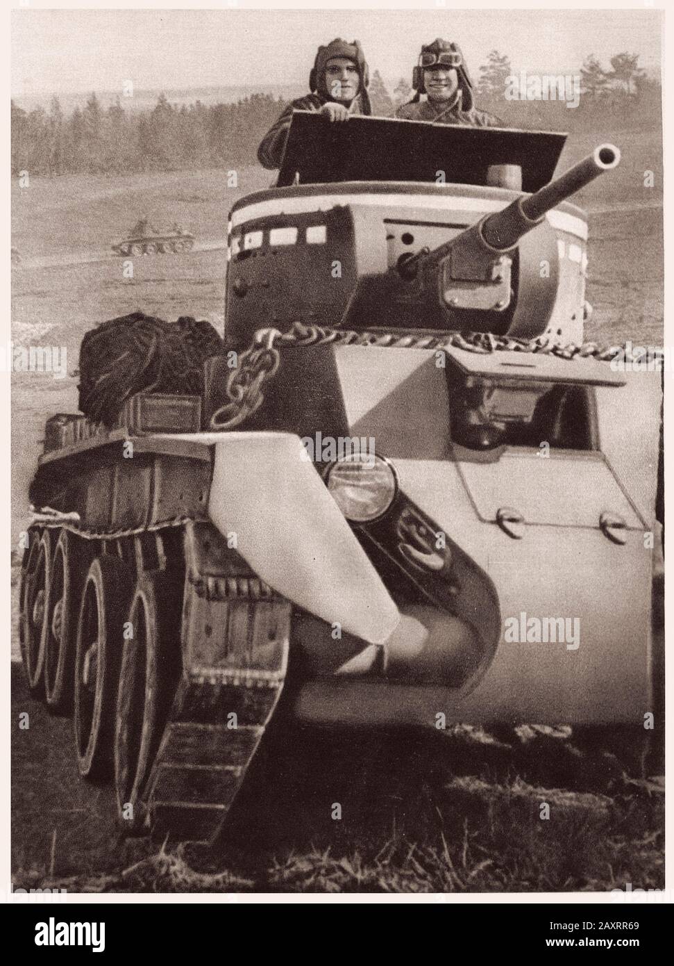 Esercito Rosso. Dal libro di propaganda sovietico del 1937. Equipaggio di carri armati sovietici Foto Stock
