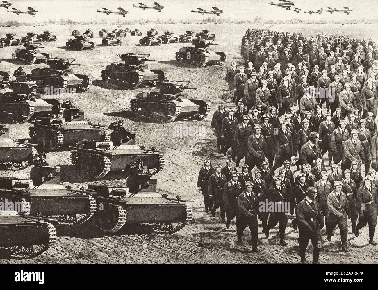 Esercito rosso in 1930s. Dal libro di propaganda sovietico del 1937. Gli equipaggi sovietici dei carri armati Foto Stock