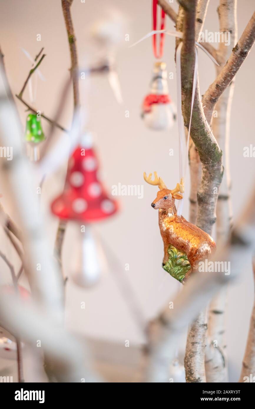Decorazione, decorazioni natalizie, palla di vetro, renne, cervi Foto Stock