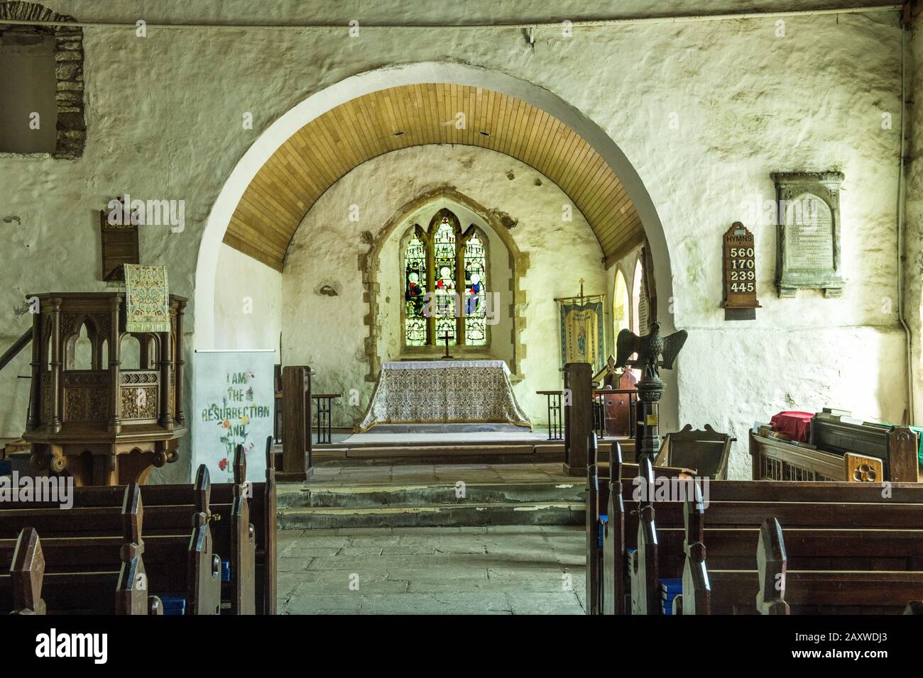 Chiesa parrocchiale di Eglwys Ilan, alta sopra Pontypridd nel Galles del Sud. Foto Stock