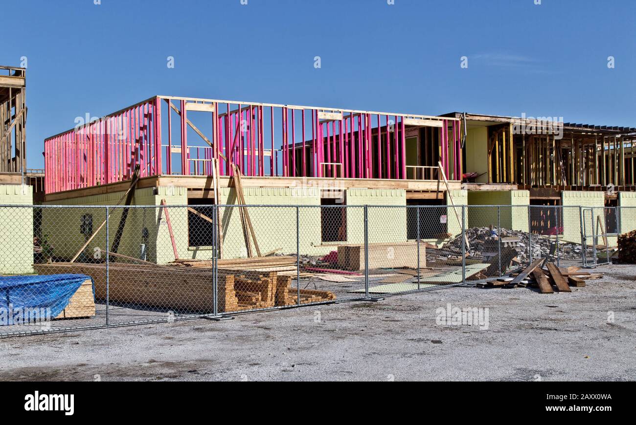 Ricostruzione a partire dall'uragano Harvey 2017, complesso di appartamenti multipli, Rockport, Texas. Foto Stock