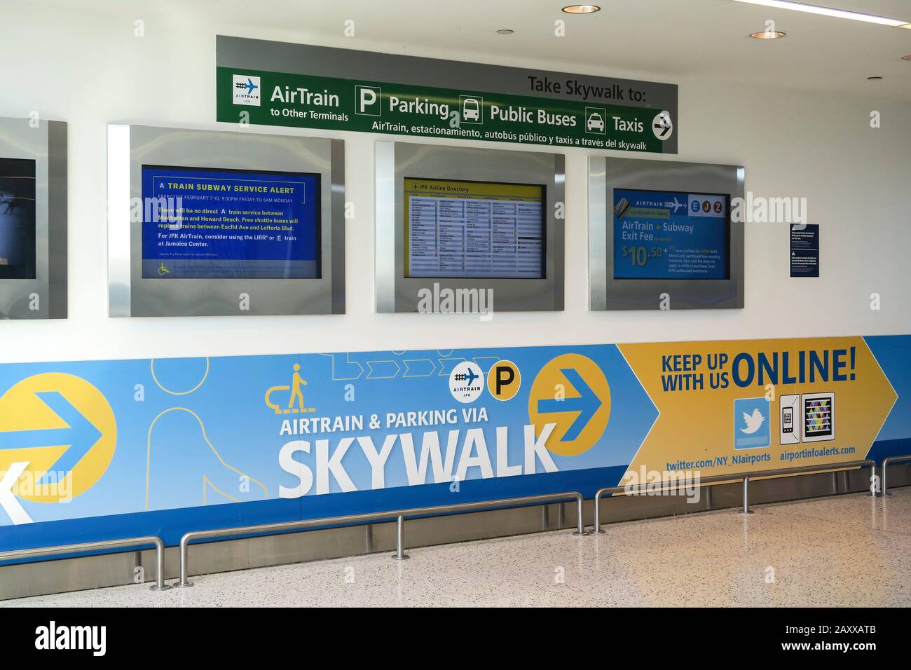 Skywalk all'Aeroporto Internazionale John F. Kennedy Foto Stock