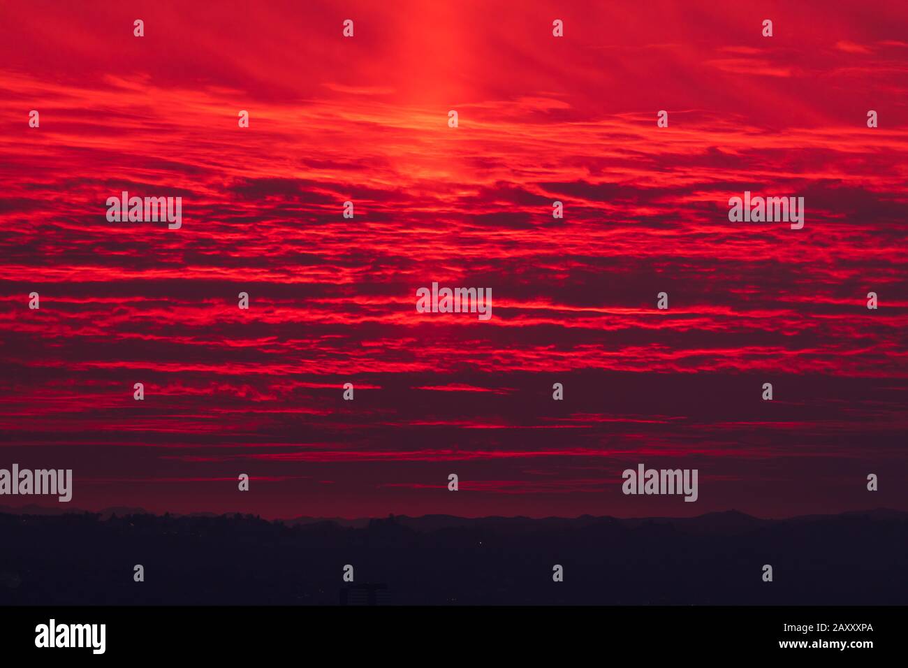 Vivid red sunset Foto Stock