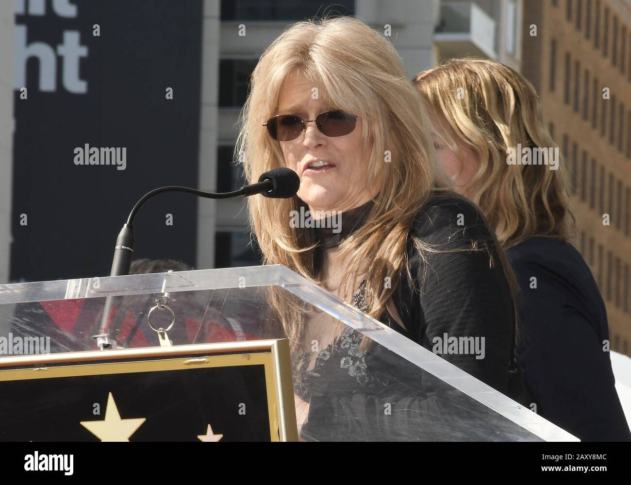 Los Angeles, Stati Uniti. 13th Feb, 2020. Susan Olsen alla Sid e Marty Krofft Star Sulla cerimonia Hollywood Walk Of Fame tenutasi di fronte a Funko a Hollywood, CA il Giovedi, 13 febbraio 2020 (foto Di Sthanlee B. Mirador/Sipa USA) credito: Sipa USA/Alamy Live News Foto Stock