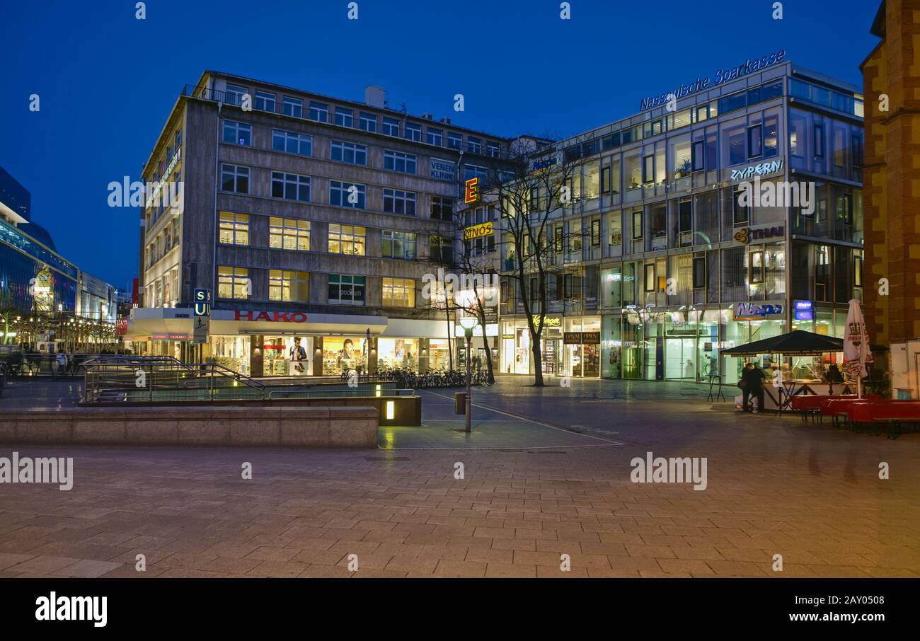 Vista degli edifici commerciali sul Zeil Foto Stock