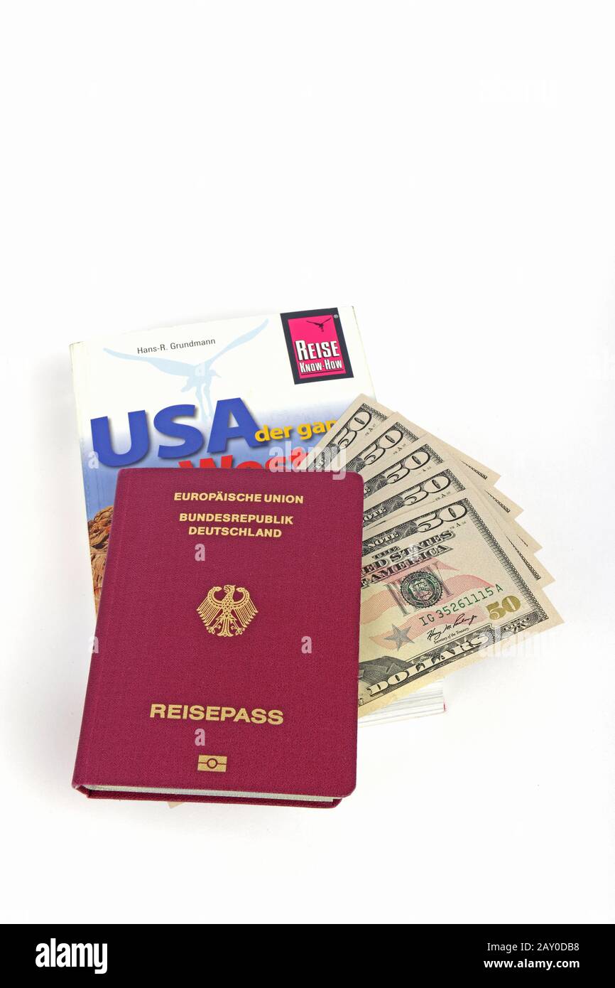 Guida di viaggio USA, sud-ovest, passaporto Repubblica federale di Germania, diverse banconote da 50 dollari, simbolo di pianificazione del viaggio USA Foto Stock