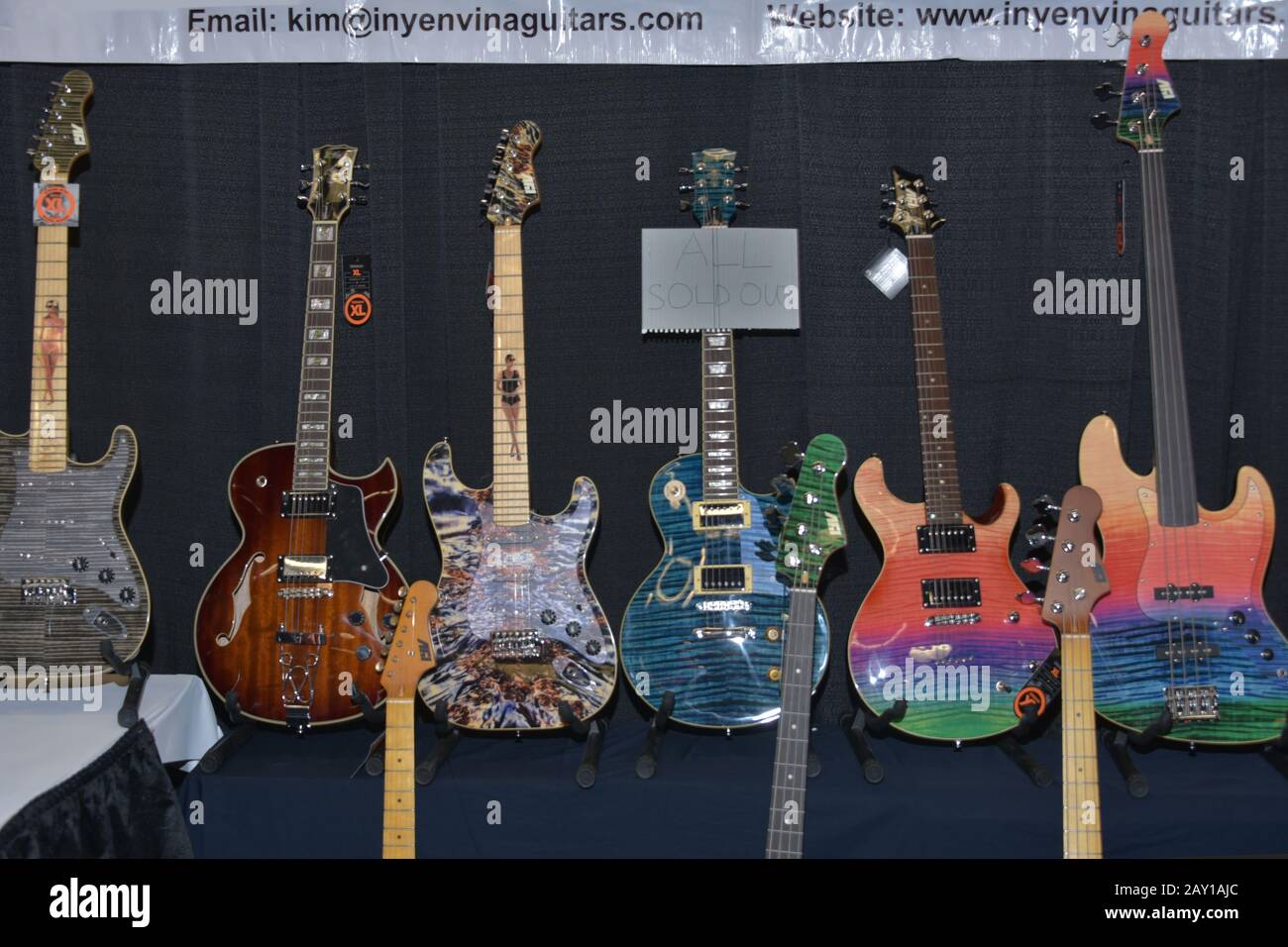 Anaheim, California - 17 GENNAIO: Chitarre Inyenvina al 'NAMM Show' il 17 gennaio ad Anaheim California. (Foto di Glenn Francis /PacificProDigital.com) Foto Stock