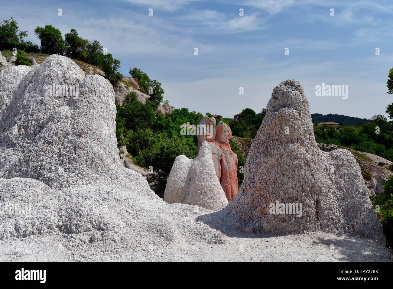 La Bulgaria, formazione di roccia denominata la pietra di aka di Nozze Nozze pietrificato, un fenomeno naturale nel villaggio di Zimzelen Foto Stock