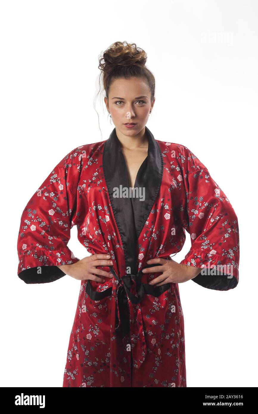 Ragazza In Un Kimono Bianco Immagini E Fotos Stock Alamy 2572