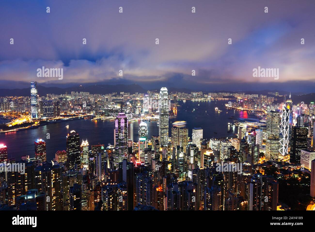 Di Hong Kong di notte Foto Stock
