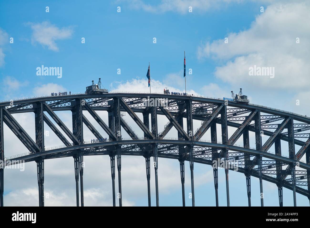 Parte superiore del Ponte del Porto di Sydney con i turisti, Australia. Foto Stock