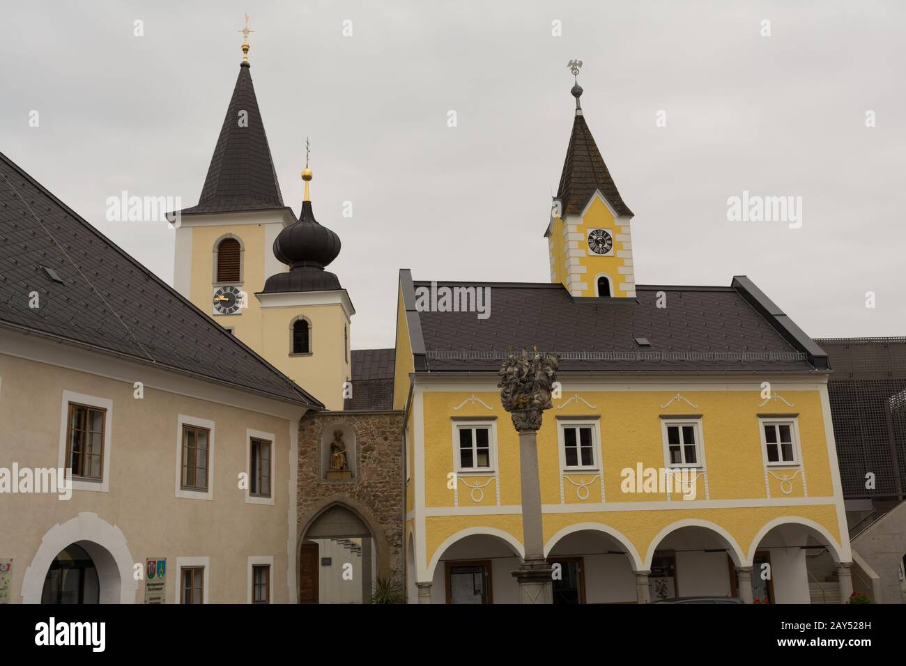 Ufficio e chiesa - Sarleinsbach - Austria Foto Stock