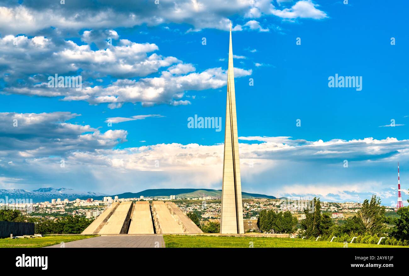 Tsitsernakaberd, il complesso memoriale del genocidio armeno a Yerevan Foto Stock