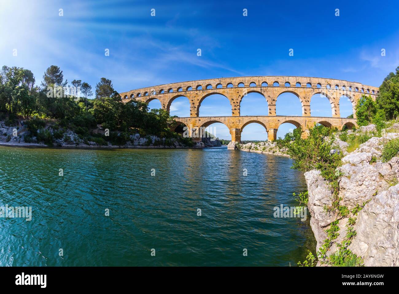 L'acquedotto Pont du Gard fu costruito in epoca romana Foto Stock