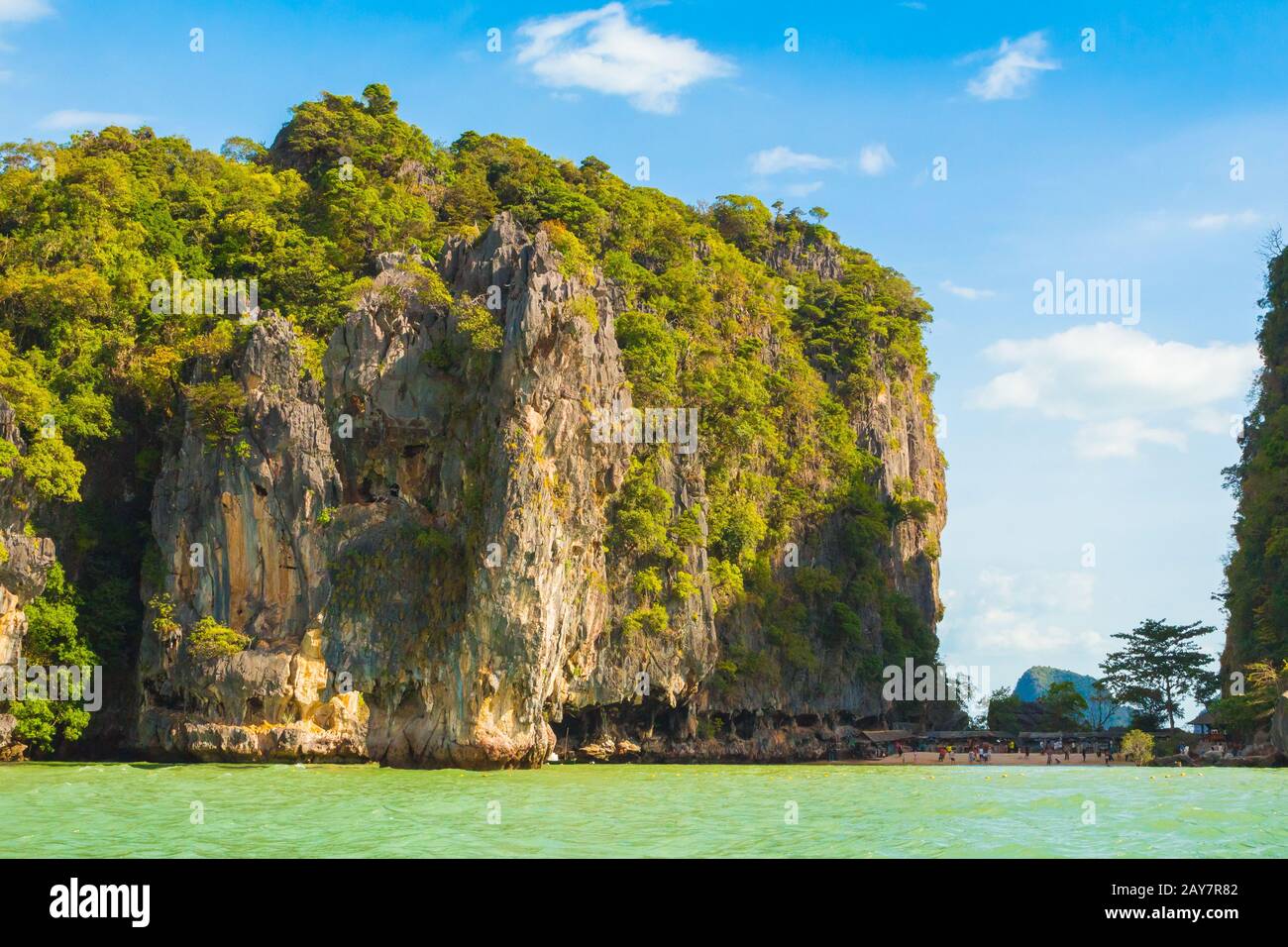 Ao Phang Nga National Park james Bond vista isola dal mare Foto Stock
