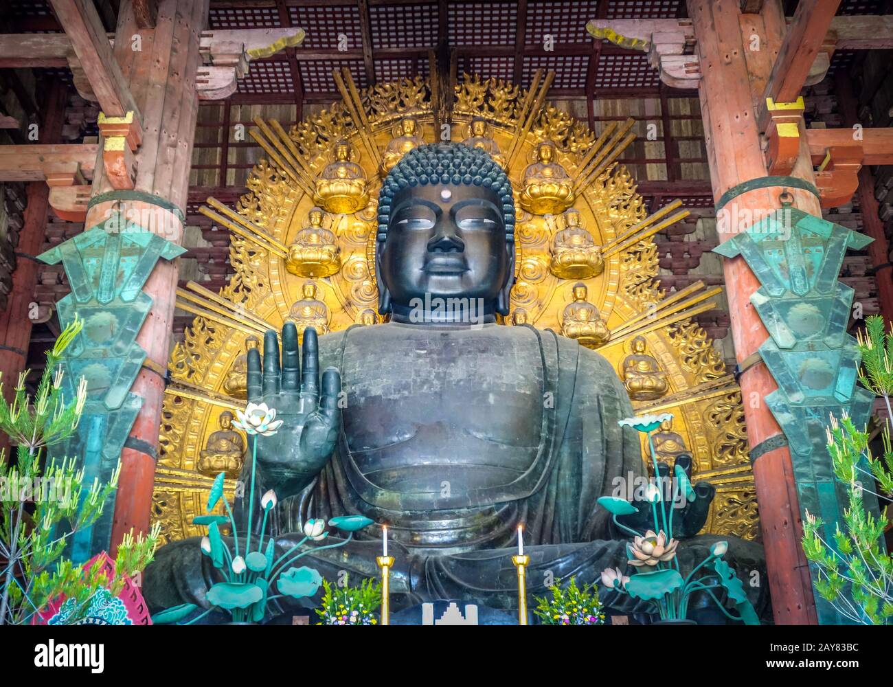 buddha di Vairocana nel tempio di Daibutsu-den Todai-ji, Nara, Giappone Foto Stock