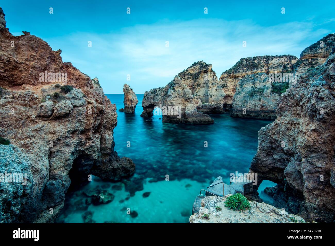 Ponta da Piedade monumento naturale a Lagos, Algarve, PORTOGALLO Foto Stock