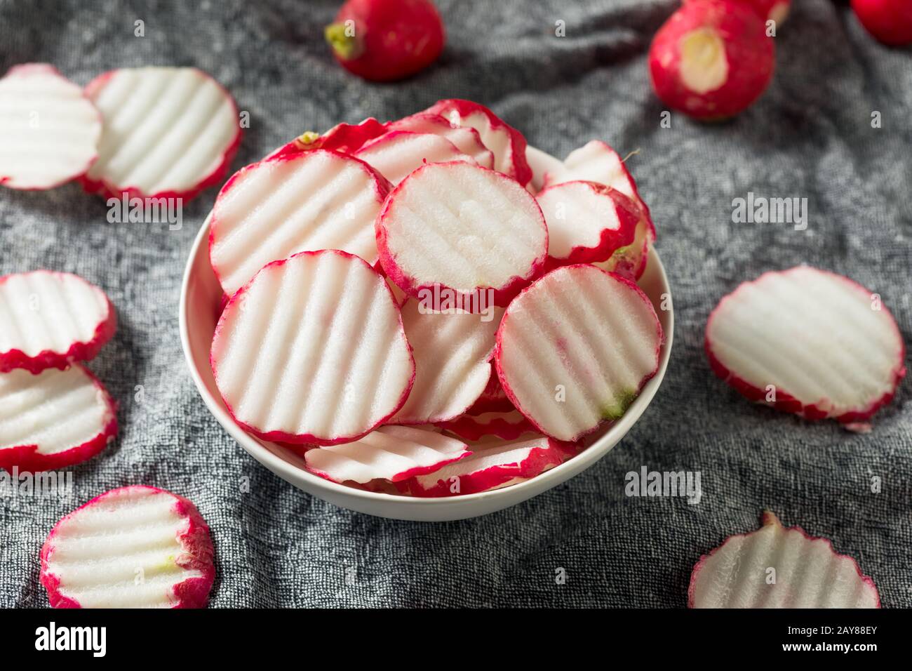 Patatine Fritte Organiche Crude Fette Pronte Per Mangiare Foto Stock