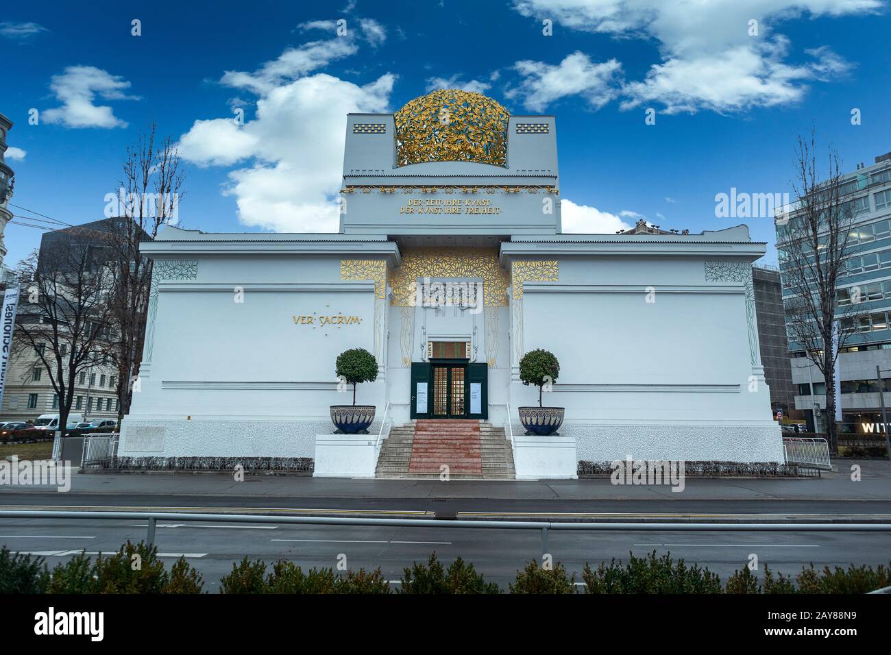 L'iperlapse della secessione (Wiener Secessionsgebaude) - sala espositiva costruita nel 1897 come manifesto architettonico per Secessione di Vienna Foto Stock