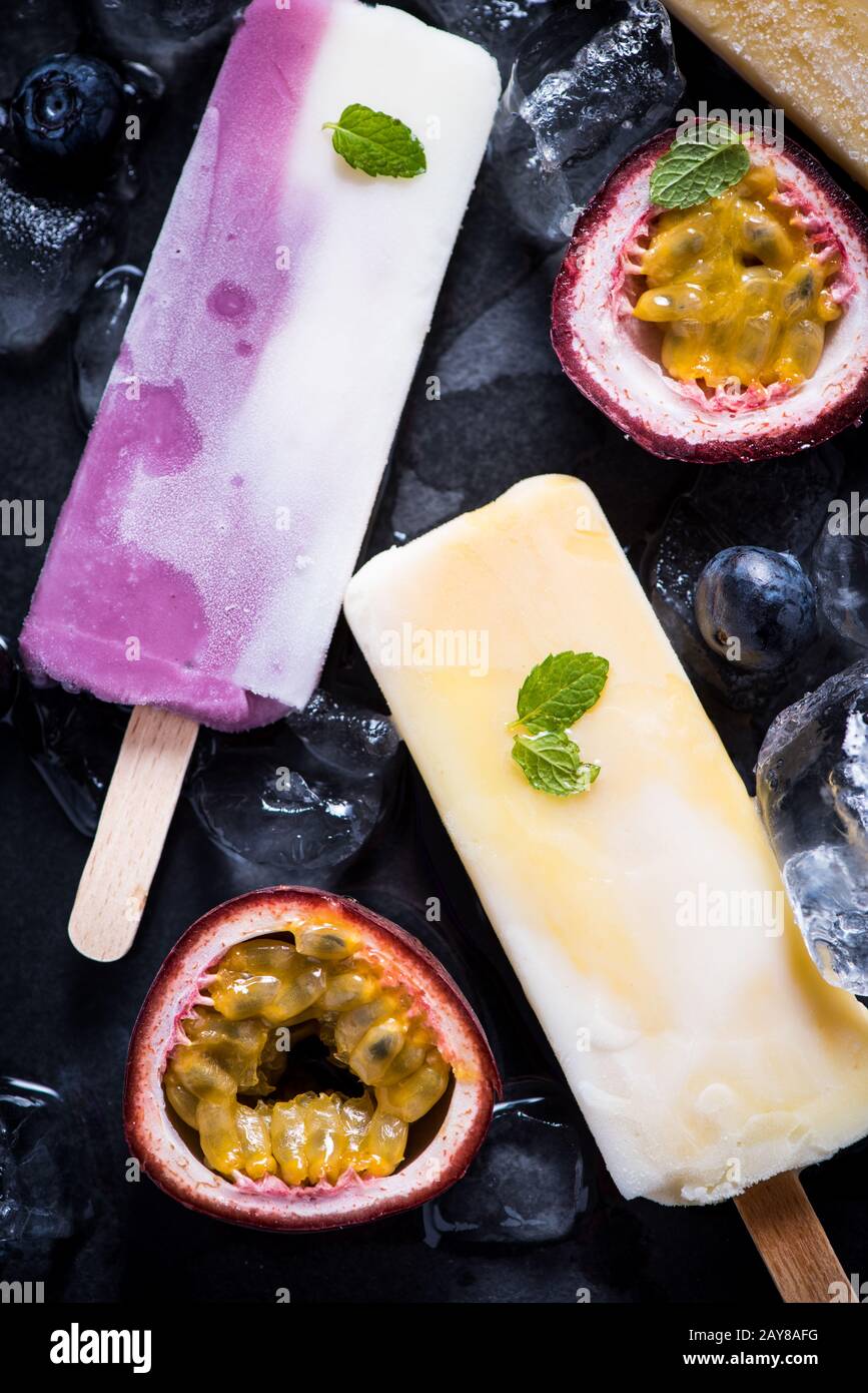 Snack sano e rinfrescante, papavolo fruttato Foto Stock
