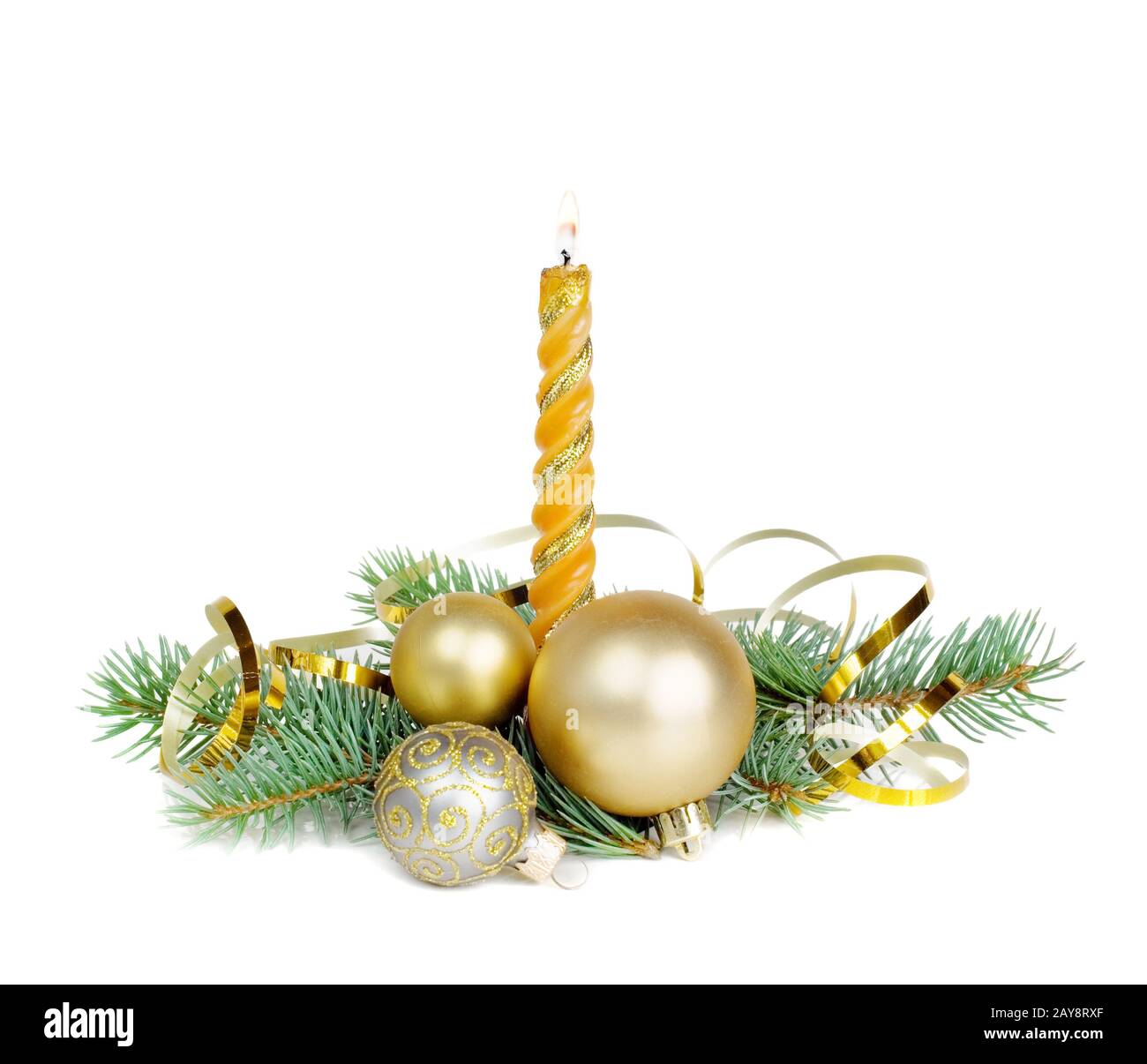 Komposition di Natale con una candela bruciante Foto Stock