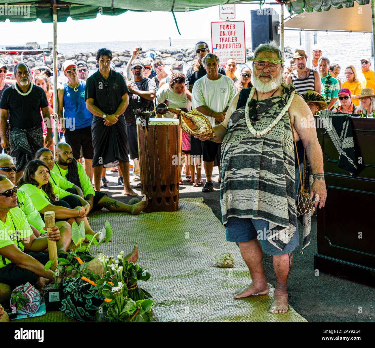 MO‘okiha o Pi‘ilani: Cerimonia del giorno del lancio: Kahuna Foto Stock