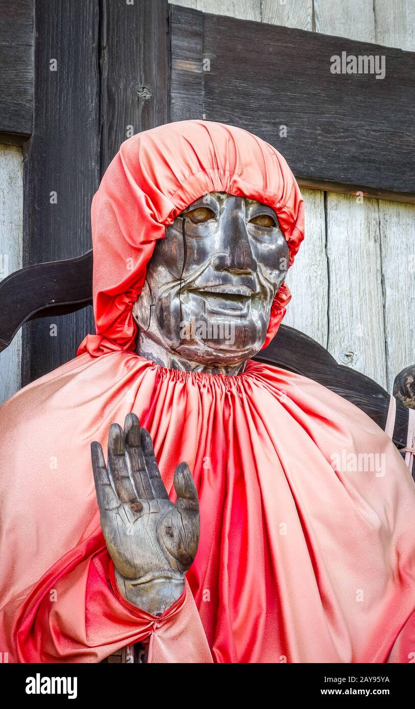 Statua di Binzuru nel tempio di Daibutsu-den Todai-ji, Nara, Giappone Foto Stock