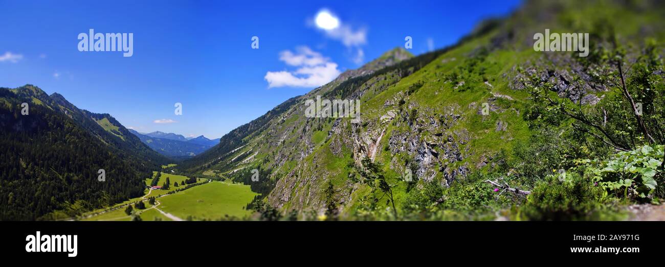 Oytal è una valle in Baviera, Germania, con molti paesaggi meravigliosi Foto Stock