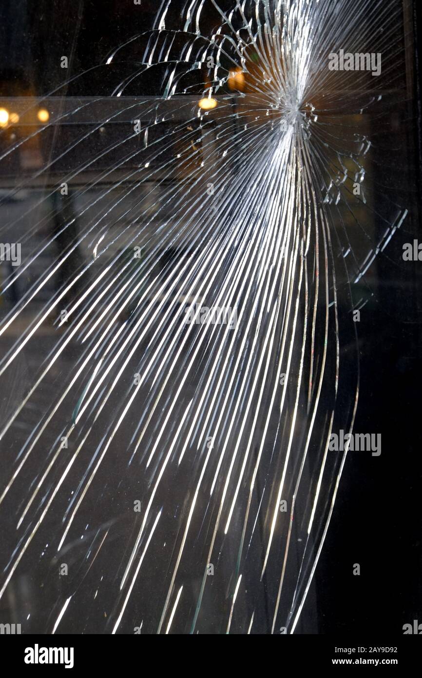 Rottura del vetro, furto Foto Stock