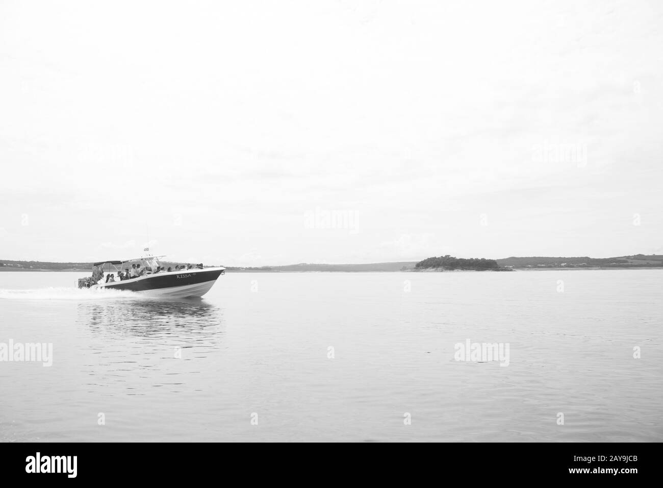 Una barca in bianco e nero. Foto Stock