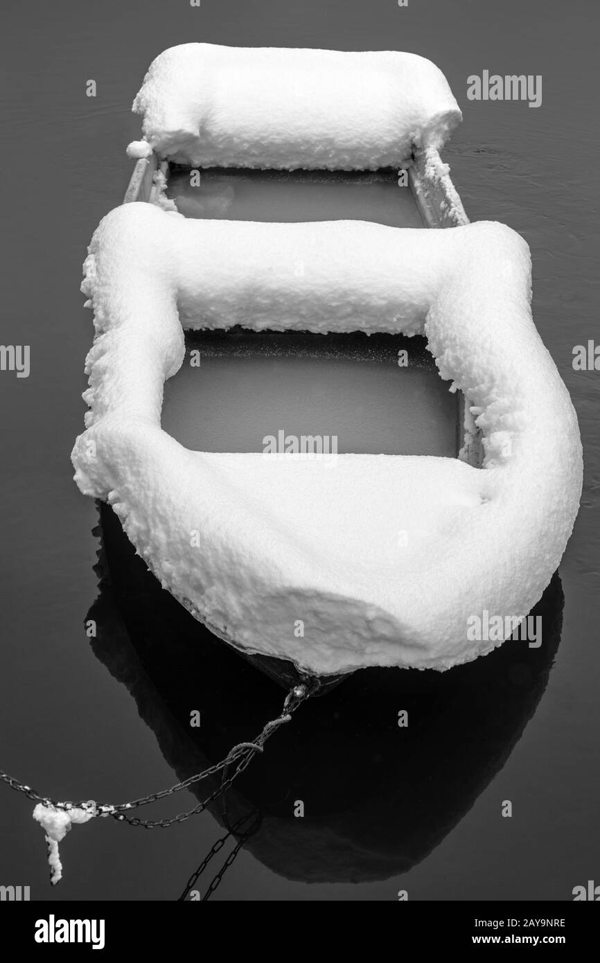 La barca nevosa Foto Stock