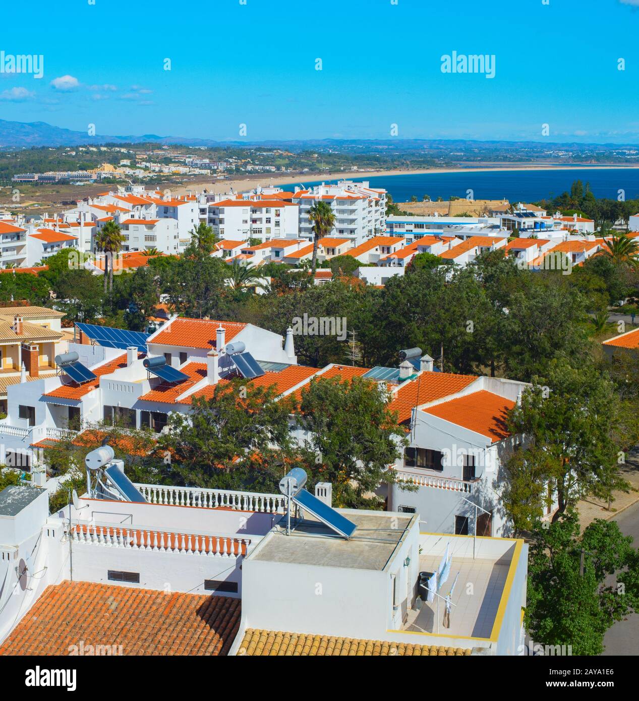 Lagos città sulla costa dell'oceano Foto Stock