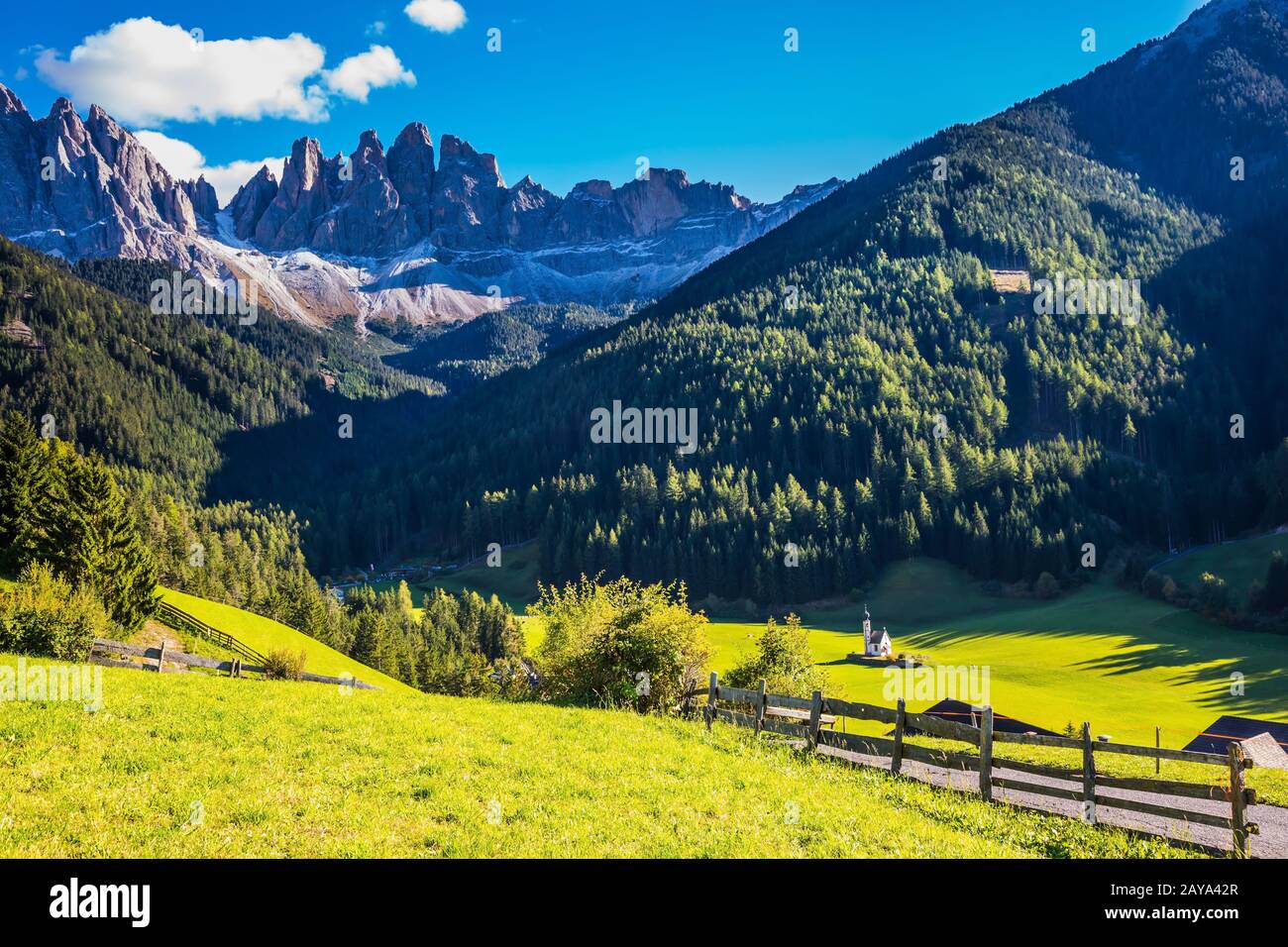 Giornata di sole nelle Dolomiti Foto Stock