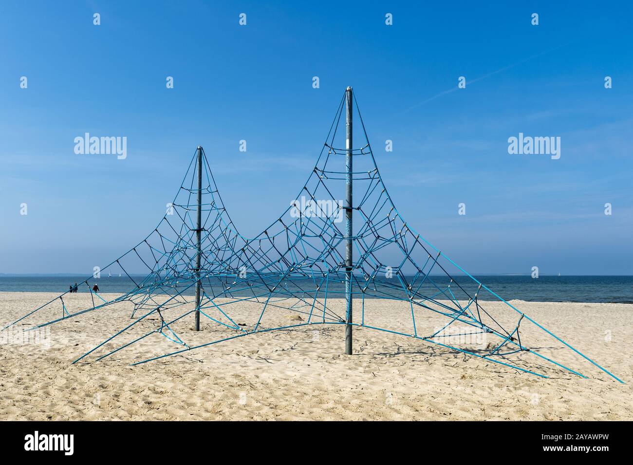 Cornice di arrampicata sulla spiaggia del Mar Baltico Foto Stock