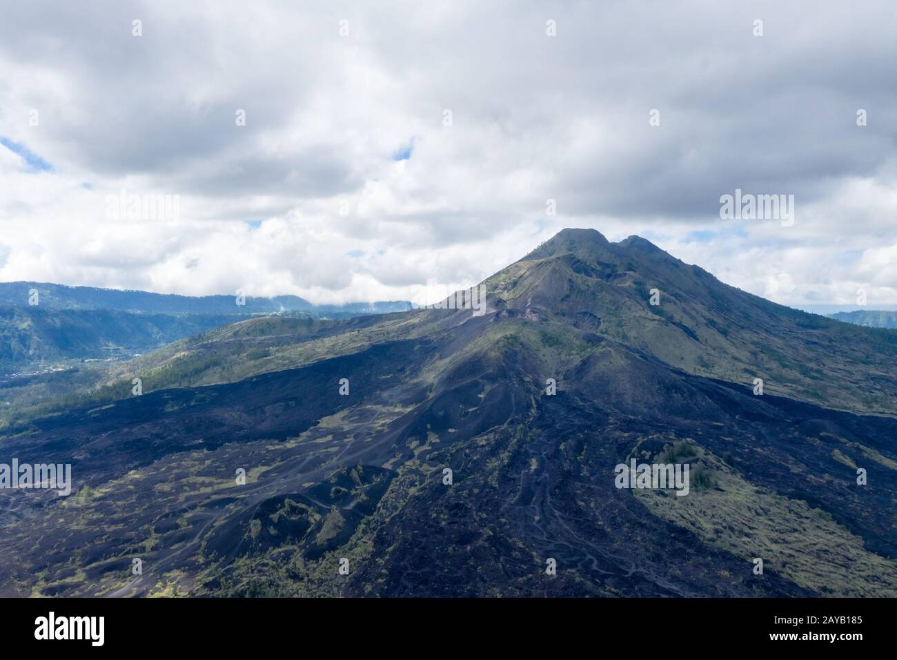 Primo piano del vulcano Monte Agung Foto Stock