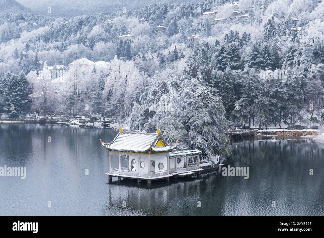 bellissimo paesaggio invernale sulla montagna di lushan Foto Stock