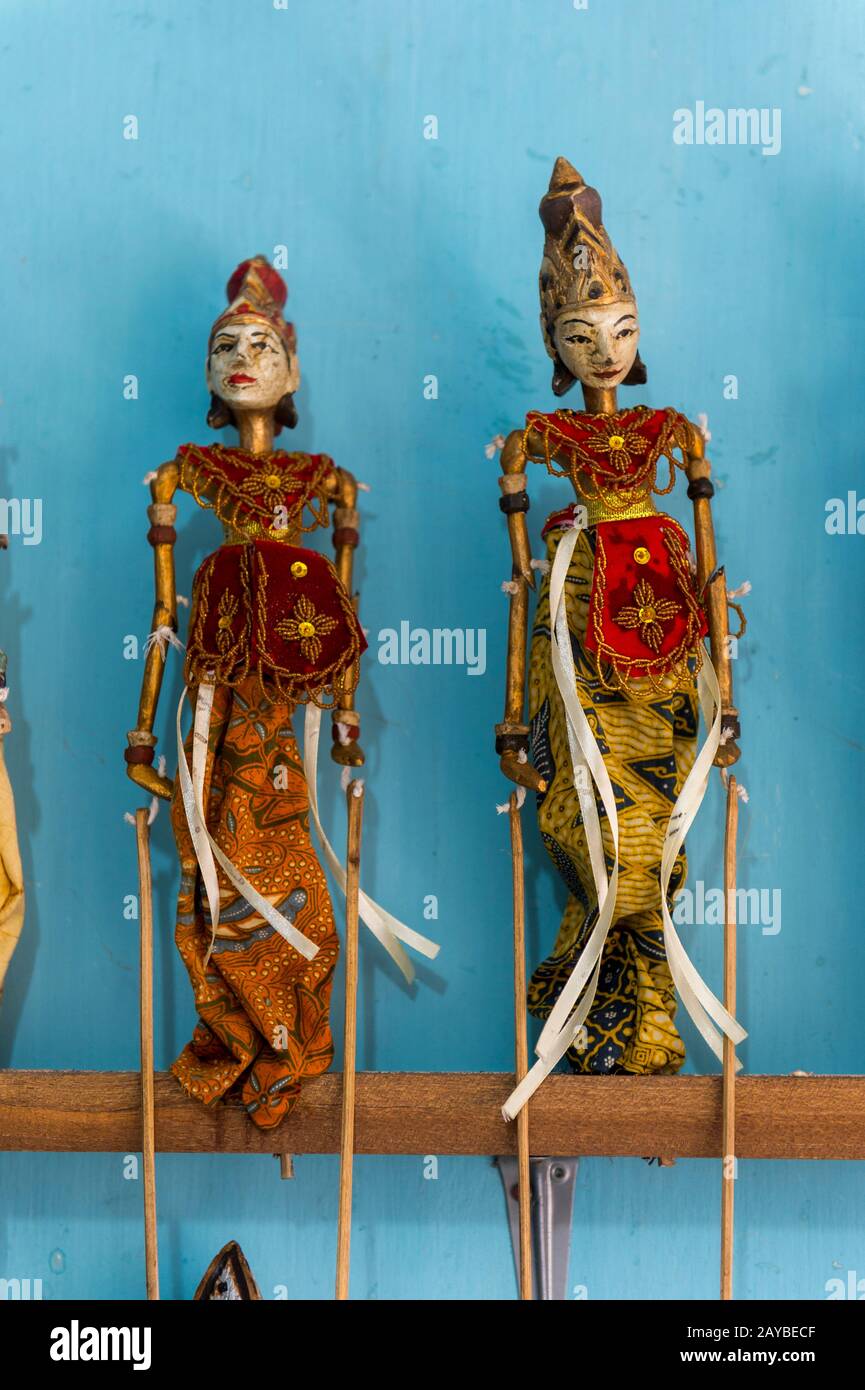 Tradizionale Wayang Golek Marienette Giavanese, Sculture Indonesiane In Legno D'Arte Popolare A Yogyakarta, Giava, Indonesia. Foto Stock