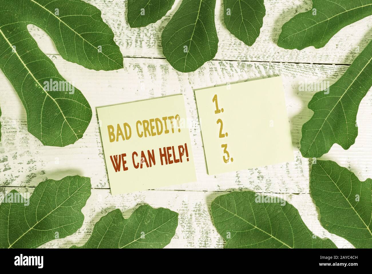 Segno di testo che mostra Bad Creditquestion Siamo in grado di aiutare. Concettuale foto offerr aiutare a ottenere una cronologia positiva dei pagamenti. Foto Stock