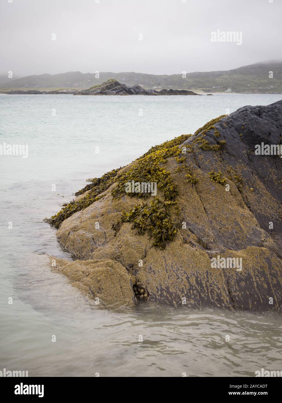 onde sulla costa della penisola di kerry irlanda Foto Stock