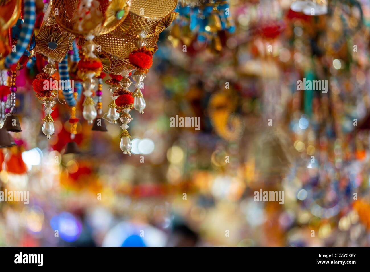 Souvenir alle bancarelle del mercato a Little India, Singapore Foto Stock